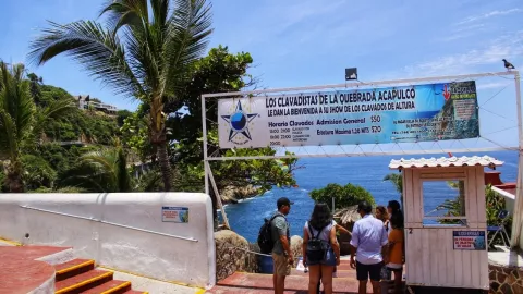 La Quebrada Acapulco