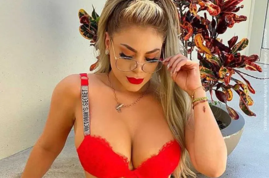 Magaly Chávez de rojo..jpg