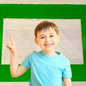 Cómo hacer un photocall para Navidad y tomar fotografías con los niños