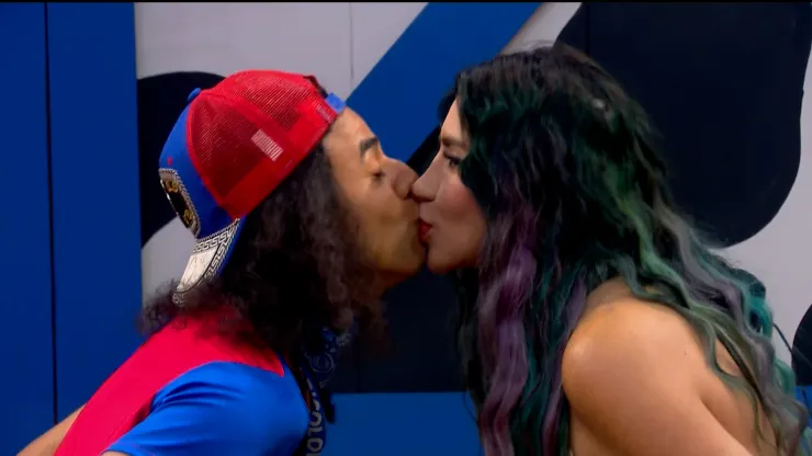La historia de AMOR sigue en La Granja VIP; Bebeshita se encarga de nominar a Kevyn Bicolor Contreras cerrando la réplica con un BESITO.jpg