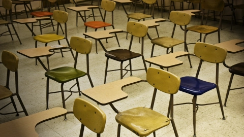 Los bancos vacíos se verán en México al menos una vez más en abril