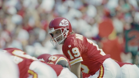 Joe Montana con Kansas City Chiefs
