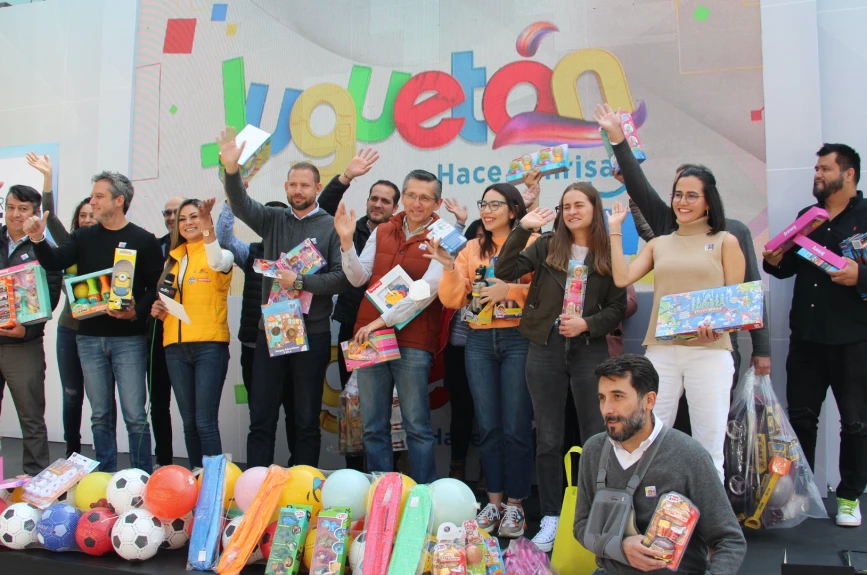 Al final nuestros compañeros nos desearon mucha suerte