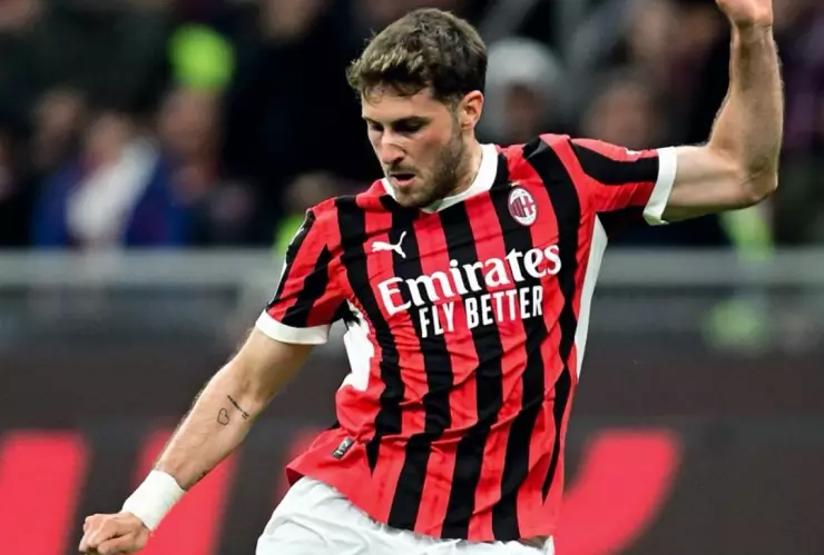 Santi Giménez jugaría en Inglaterra como Raúl Jiménez