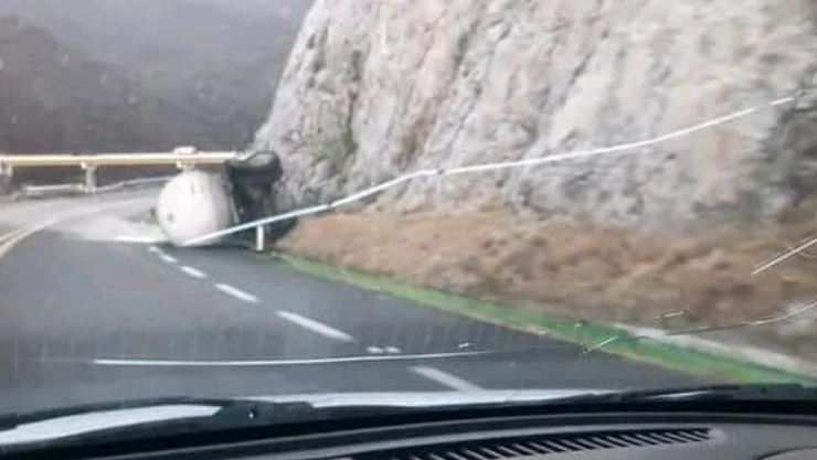 accidente autopista tehuacán oaxaca hoy cierres viales