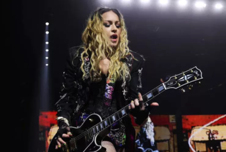 fan demanda a madonna por pornografia