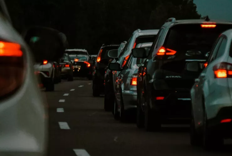 ¿Qué está pasando sobre la Av. Lázaro Cárdenas? Esto sabemos sobre el intenso tráfico reportado en la zona