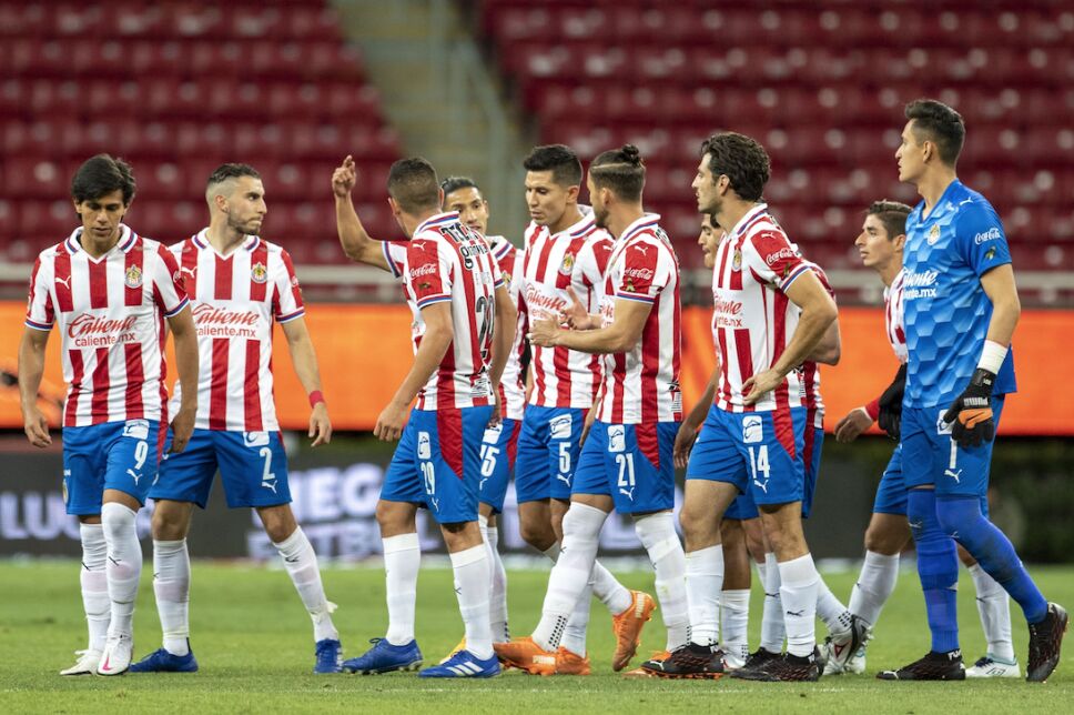 Hiram Mier Chivas vs Cruz Azul