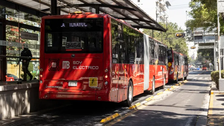 Metrobús CDMX: Invasión a carril exclusivo, detonante de accidentes; ¡Suman casi 10 mil percances!