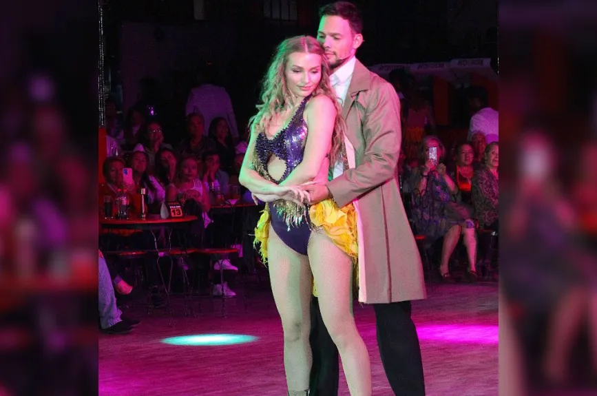 Parejas Irina Baeva | Crédito: Mezcalent