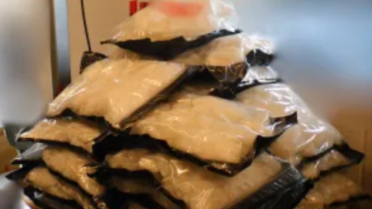 Paquetes de metanfetamina incautados por la CBP en San Diego, California