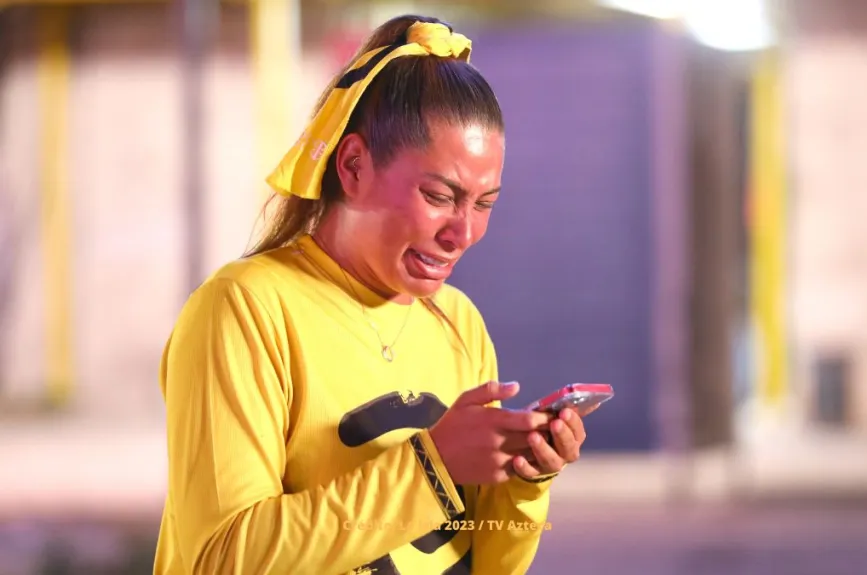 Alexia es la ganadora del Juego por la Misión y le causa mucho sentimiento.