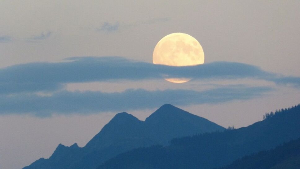 Superluna de Fresa, fotos b.jpg