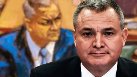 Corte de EU da a García Luna más tiempo para apelar y ordena fin de incomunicación