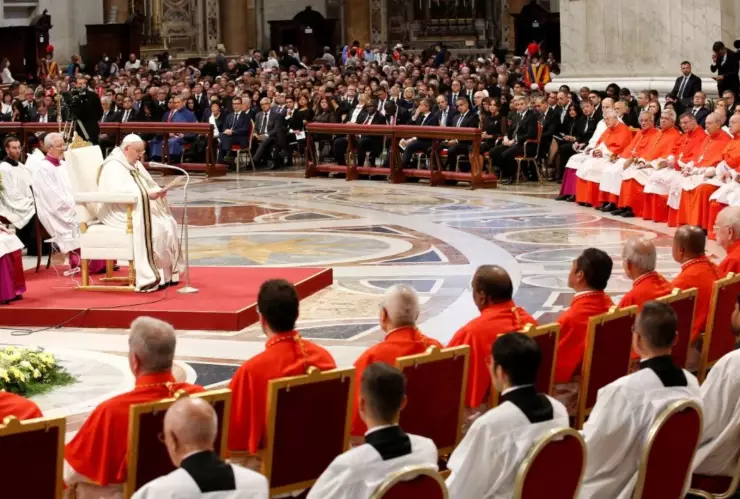 Si se muere el Papa Francisco, estos dos mexicanos pueden ser elegidos como sus sucesores