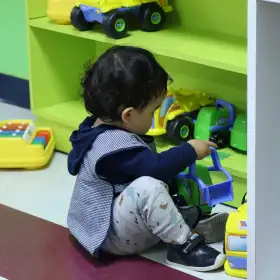 Vigilar el neurodesarrollo de niñas y niños.