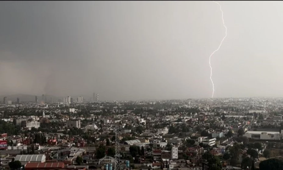 Tormenta eléctrica en Puebla