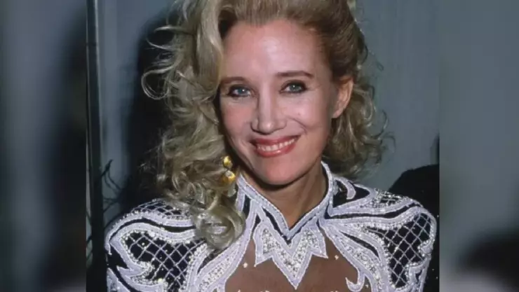 Muere Sally Kirkland.jpg