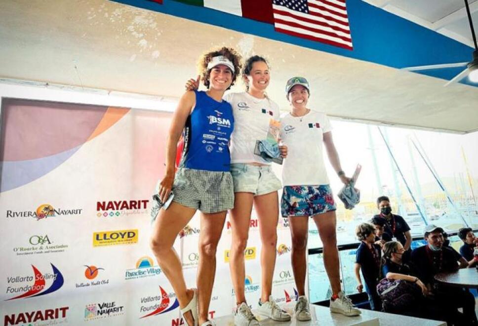 Veleritas quintanarroenses ganan Campeonato de Clase iQFOiL (2)