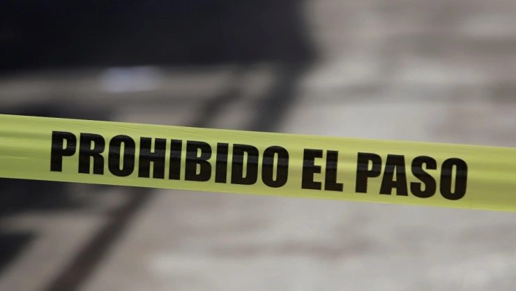 Localizan fosa clandestina con 60 bolsas de restos humanos en El Salto, Jalisco
