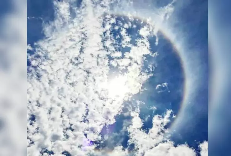 Captan halo solar en León.- 