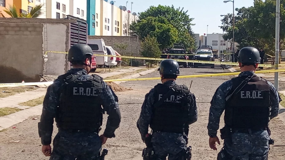 Autoridades presentes en Lomas del Mirador tras balacera