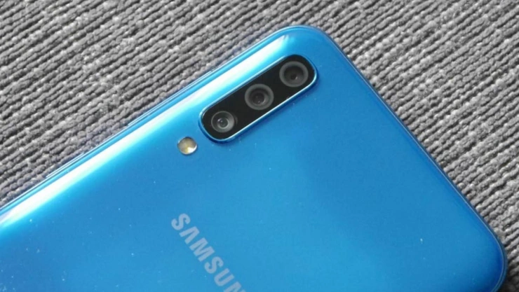 El Samsung A15 5G y el A50 se ponen cara a cara. ¿Cuál es mejor?