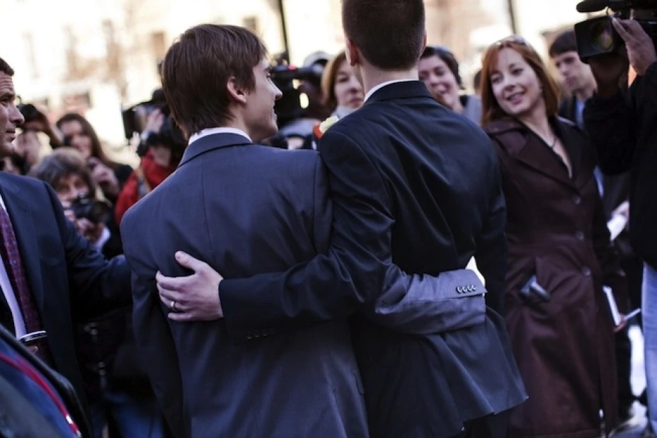 La proposición que prohíbe esas uniones llegó a la Suprema Corte del país que esta semana podría emitir un fallo histórico.