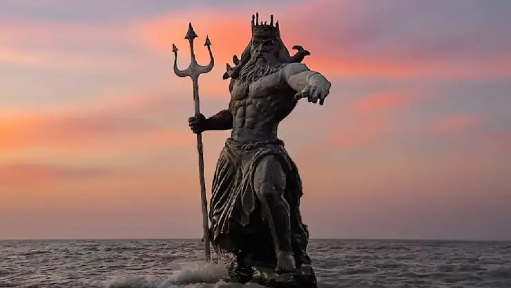 ¿Estatua de Poseidón protege a Yucatán de un tsunami?