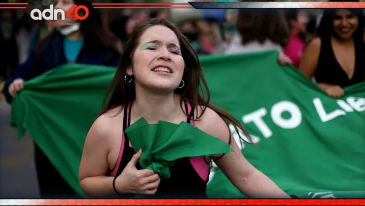 Tras fallo de la Corte, 66 clínicas ya no practican abortos en EUA