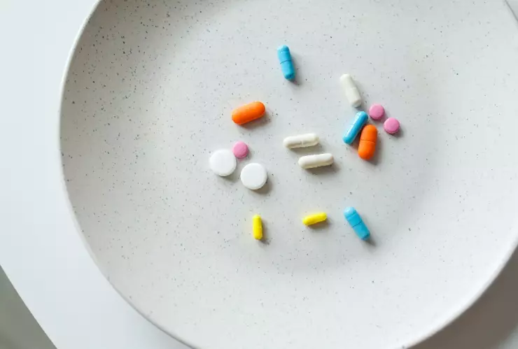 FDA advierte riesgos por medicamentos para adelgazar hechos con tejocote