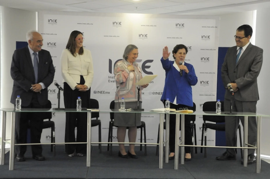INEE impulso a la educación