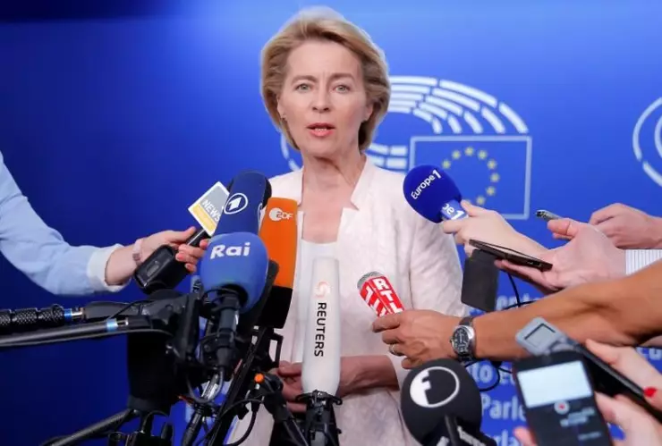 Ministra alemana Von der Leyen busca apoyo para convertirse en nueva jefa de la Comisión Europea