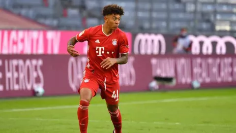 Chris Richards con Bayern Munich