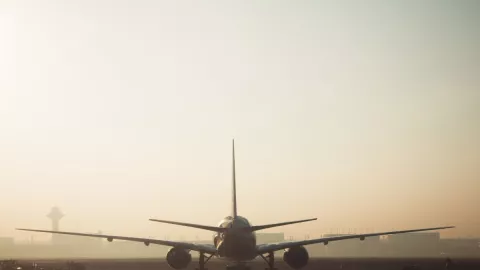 ¡Sin vuelos! Aeropuertos de Culiacán y Mazatlán cierran por violencia