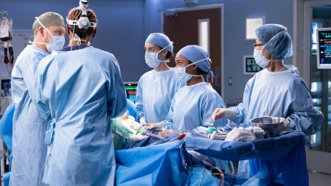 Padre salva el brazo de su hijo gracias a que vio Gray’s Anatomy