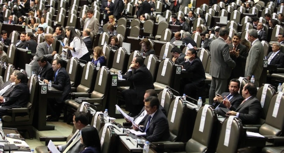 El diputado del PAN señaló que hay claroscuros en el tema de seguridad, y el legislador del PRD afirmó que existe una buena coyuntura para replantear relación con EUA