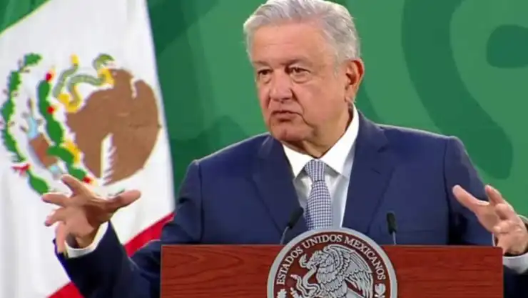 vacunacion-secreta-amlo.jpg