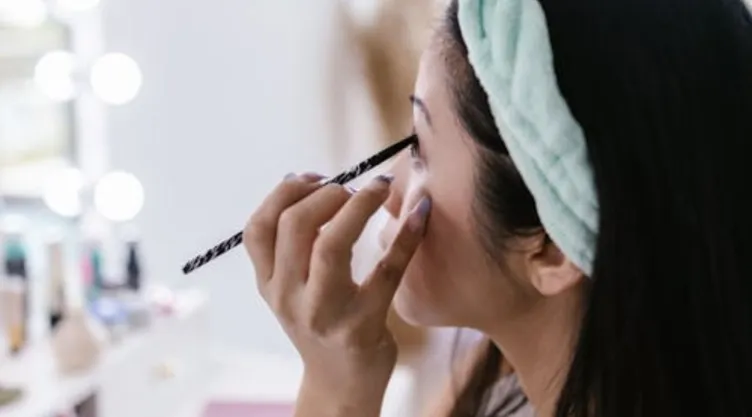 Los trucos de profesionales para conseguir el efecto lifting en el maquillaje