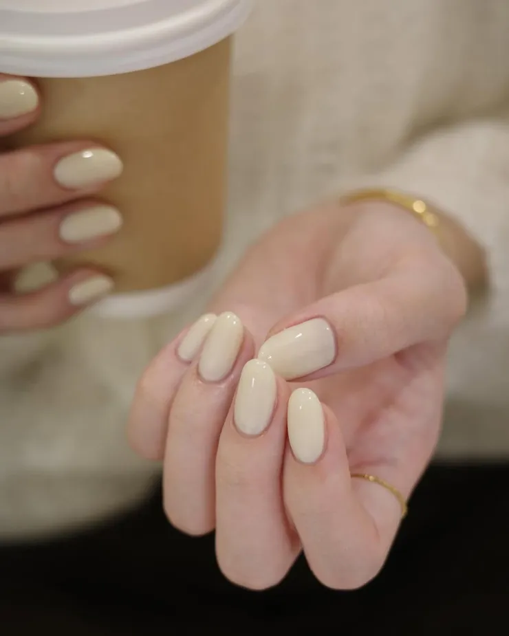 42 diseños de uñas de gelish bonitas y sencillas para ir a natación: te durarán mucho en la alberca