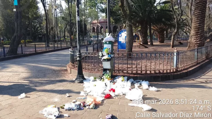 Alessandra Rojo de la Vega exhibe que vecinos la ensucian en solo 4 minutos