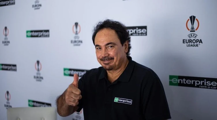 Hugo Sánchez pide ayuda para encontrar a un aficionado