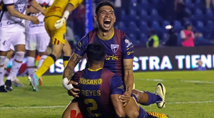 Edson Partida festeja gol de Atlante en la final del Clausura 2024