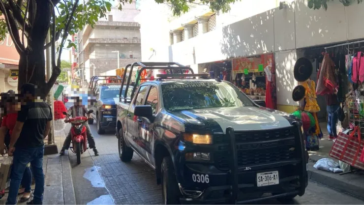 Policías en el Centro de Culiacán