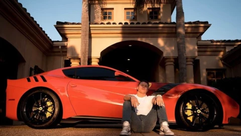 Canelo Álvarez autos