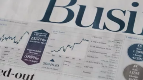 Black Monday: ¿A qué se le llama Lunes Negro en el mercado de valores y qué significa?