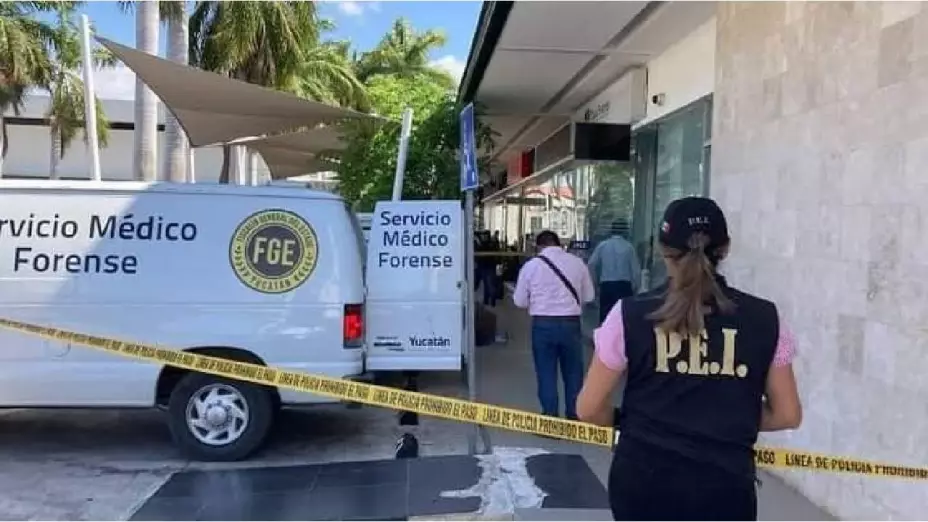 Hallan cadáver dentro de una plaza de Francisco de Montejo