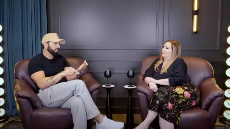 poncho-de-nigris-mama-reencuentra-fuertes-reclamos