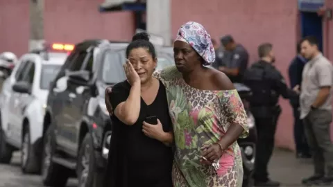 Adolescente de 13 años mata a su maestra en brasil
