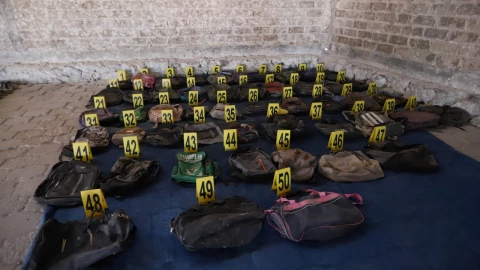 Desde zapatos a mochilas: Indicios encontrados en rancho Izaguirre en Teuchitlán, Jalisco